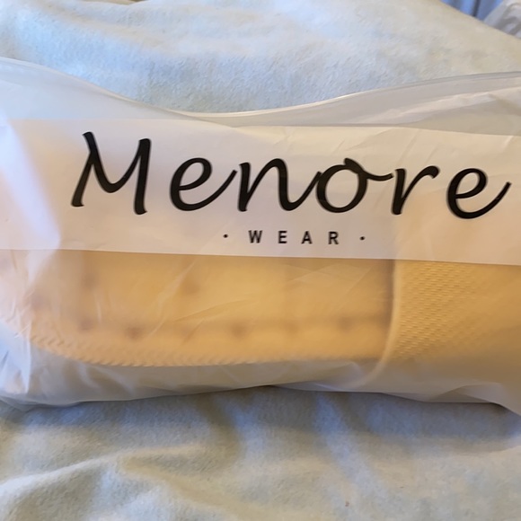 MENORE. THICK SOLE YELLOW SLIDES-CUTE-COMFORTABLE - Picture 9 of 9